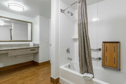 Motel 6 Anaheim -Buena Park image 41